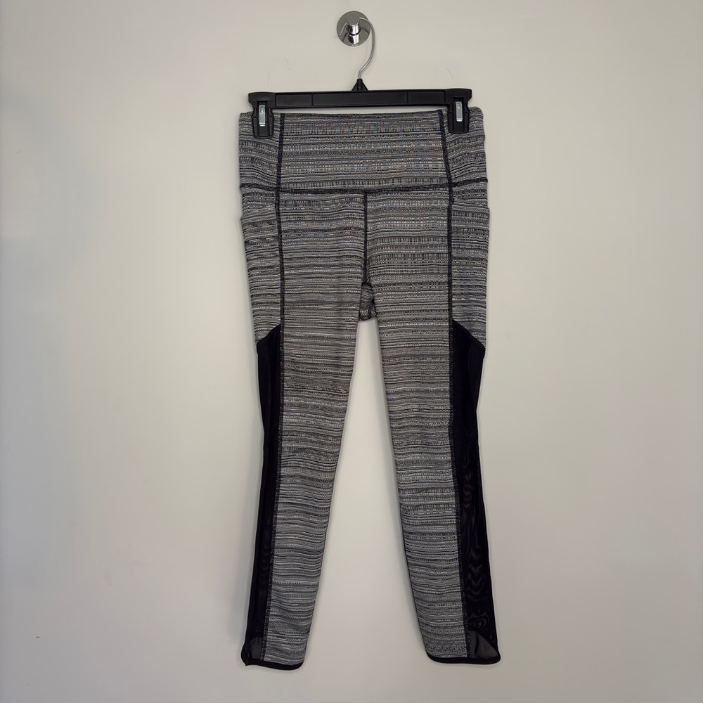 Athleta High Rise Gray Jacquard Chaturanga Mesh Leggings Small Yoga Athleisure